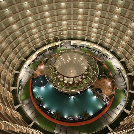 Rajhans Belliza Service Apartment سورات المظهر الخارجي الصورة
