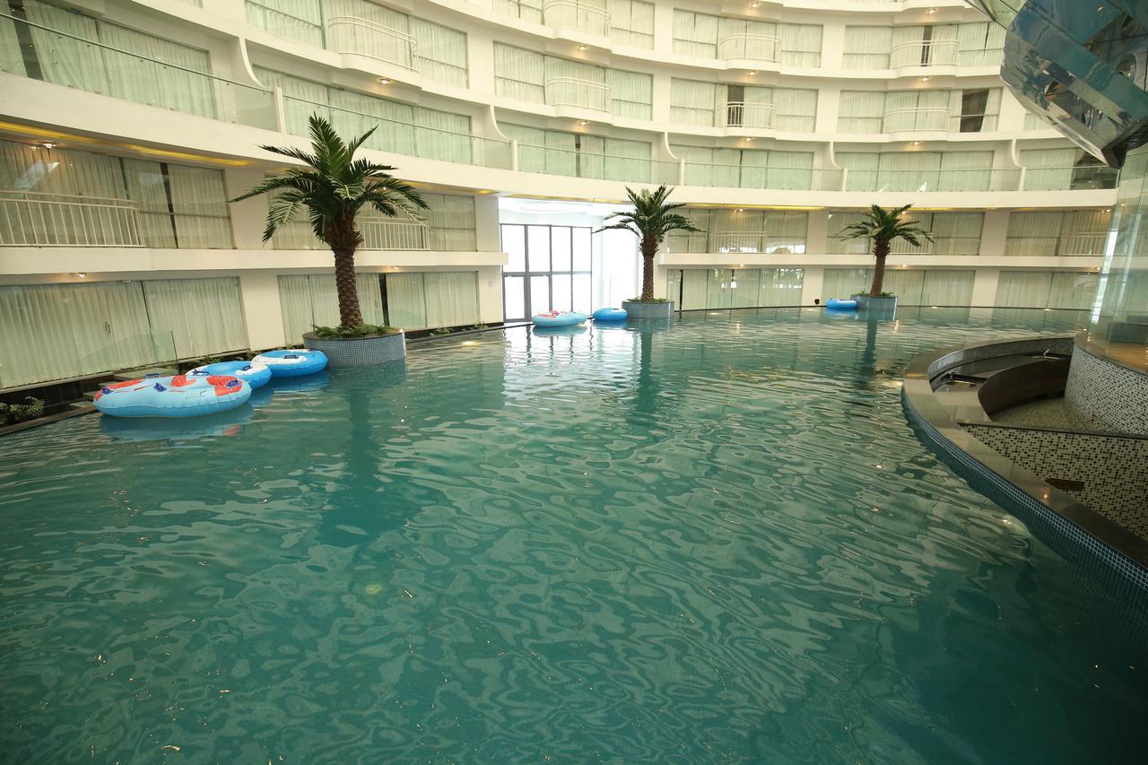 Rajhans Belliza Service Apartment سورات المظهر الخارجي الصورة